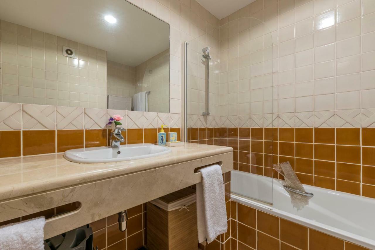 Luxury Apartment, Marina, & Pool Apartment Portimao