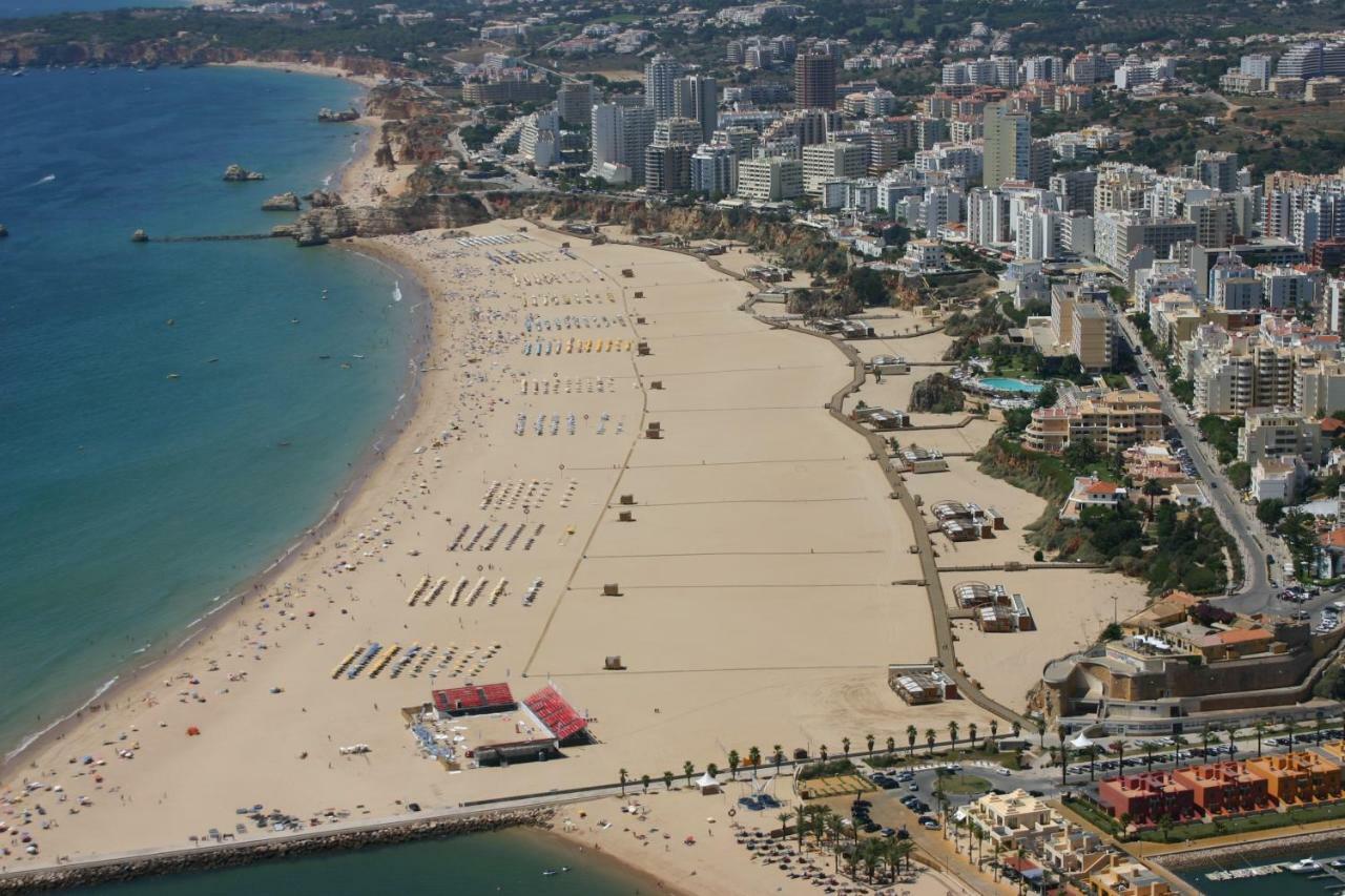 Luxury Apartment, Marina, & Pool Apartament Portimão